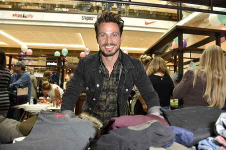 Promi Charity Flohmarkt in Berlin