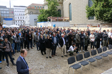 Deutsche Staatsoper Richtfest in Berlin