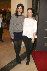 Theaterpremiere 'Alles muss glänzen - The Homemaker' in Berlin