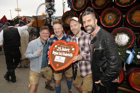 Regines Damenwiesn beim Oktoberfest 2025 in München