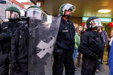 Demo für Kobane in Wedding, Berlin
