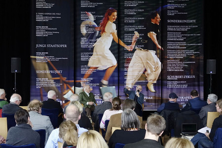 Jahrespressekonferenz in der Staatsoper im Schiller Theater in Berlin