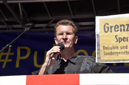 'Pulse of Europe' Kundgebung in Frankfurt