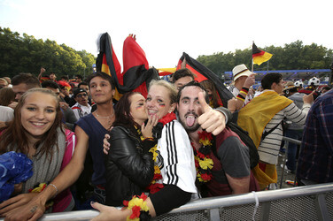 WM-Fanmeile beim Spiel Deutschland gegen USA, Berlin