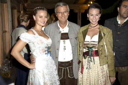 In der Käfer Wiesn-Schänke auf dem Oktoberfest 2017 in München