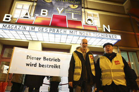 Streik im Kino Babylon Berlin
