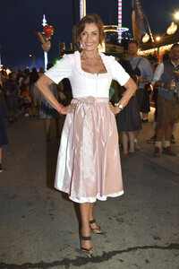 Almauftrieb beim Oktoberfest 2026 in München