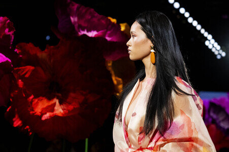 Lola Casademunt by Maite Fashion Show auf der Mercedes-Benz Fashion Week Madrid