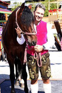 Eröffnung von Equilaland in München