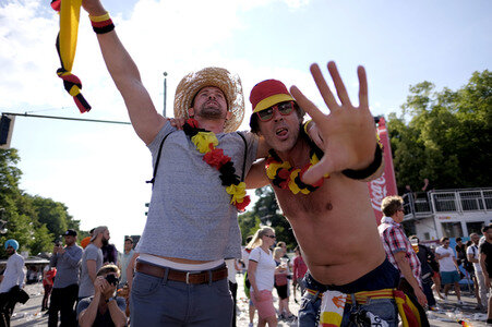 FIFA WM Public Viewing Deutschland gegen Südkorea in Berlin