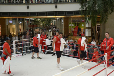 Wladimir Klitschko trainiert im Einkaufszentrum, Oberhausen
