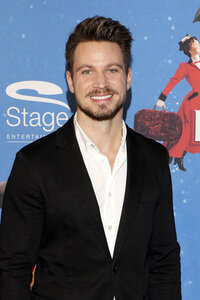 Musicalpremiere 'Mary Poppins' in Hamburg