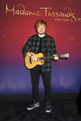 Ed Sheeran enthüllt seine Wachsfigur bei Madame Tussauds New York