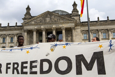 Refugees Demonstration vom Pariser Platz zum Kanzleramt, Berlin