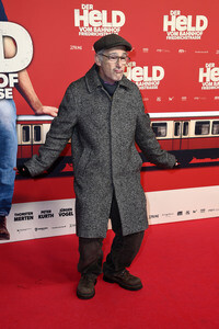 Filmpremiere 'Der Held vom Bahnhof Friedrichstraße' in Berlin