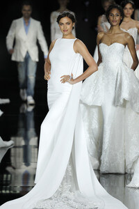 Pronovias Brautmoden Fashion Show auf der Barcelona Bridal Week 2016