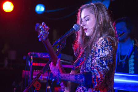 Konzert von Nina Attal in Berlin
