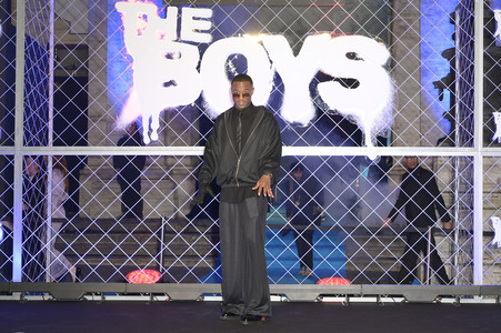 Season 5 Premiere 'The Boys' in Rom