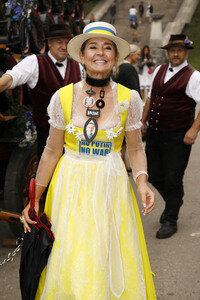 Regines Damenwiesn beim Oktoberfest 2025 in München