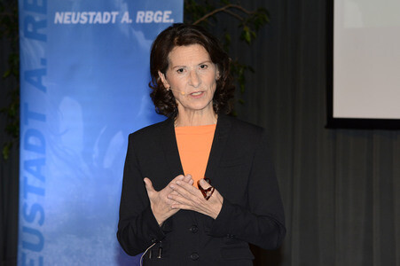 Vortrag von Antonia Rados in Neustadt