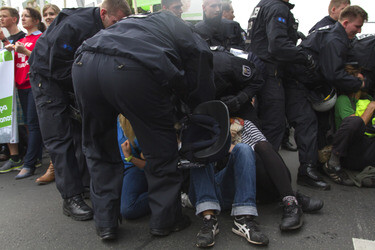 Gegendemonstration zum 'Marsch für das Leben', Berlin