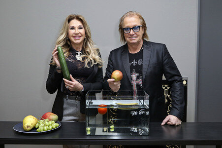 Photocall 'Spiel die Geissens untern Tisch' in Hamburg