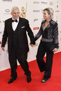 Goldene Bild der Frau 2025 in Hamburg