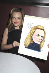 Elisabeth Moss erhält eine Kariaktur im Sardi's in New York