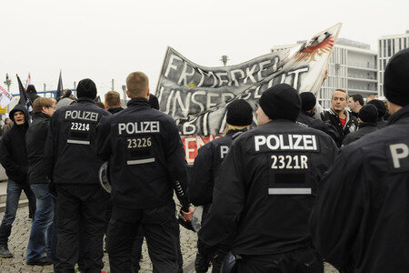 'Merkel muss weg' Demo in Berlin
