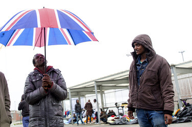 Flüchtlinge im Flüchtlingslager in Calais