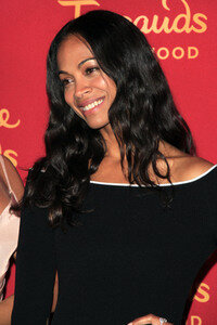 Enthüllung der Zoe Saldana Wachsfigur bei Madame Tussauds Los Angeles