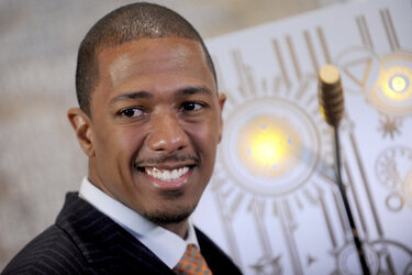 Nick Cannon erleuchtet das Empire State Building, New York
