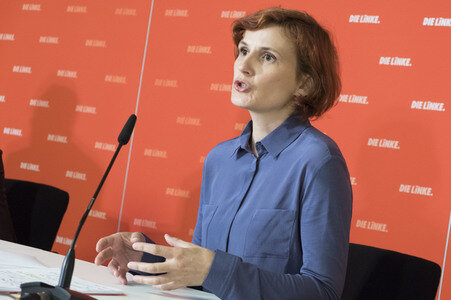 Pressekonferenz von Katja Kipping in Berlin