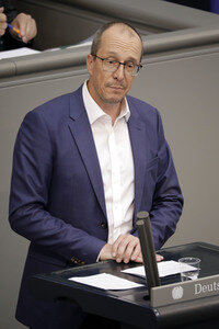 233. Sitzung des Deutschen Bundestages in Berlin