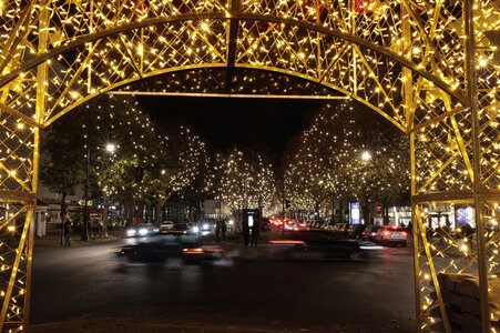 Weihnachtsbeleuchtung am Kudamm 2025 in Berlin
