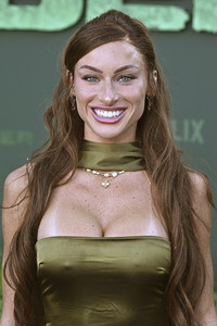 Season 2 Premiere 'Avatar - Der Herr der Elemente' in Los Angeles