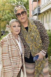 Präsentation von Carpetlounge Berlin & Julian F. M. Stoeckel in Berlin