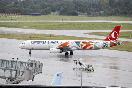 Ankunft eines Charterfluges mit afghanischen Ortskräften in Hannover