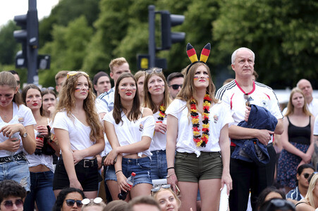 FIFA WM Public Viewing Deutschland gegen Südkorea in Berlin