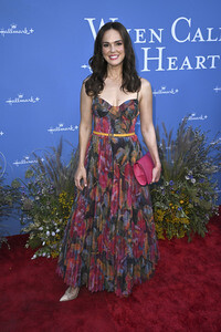 Serienscreenings 'Janette Oke: Die Coal Valley Saga' und 'Hope Valley: 1874' in West Hollywood