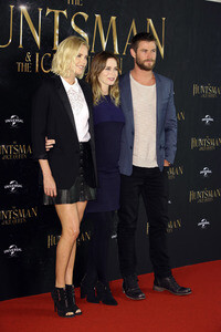 Photocall zu 'The Huntsman & the Ice Queen' in Hamburg
