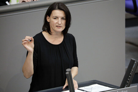 233. Sitzung des Deutschen Bundestages in Berlin