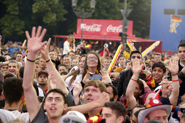 WM-Fanmeile beim Spiel Deutschland gegen USA, Berlin