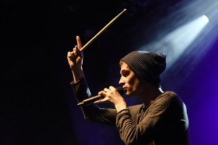 Konzert von Walking on Cars in Hannover