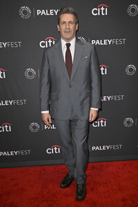 Serienscreening 'Your Friends and Neighbors' auf dem PaleyFest Los Angeles 2026