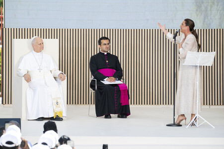 Papst Leo XIV. besucht das Cedia 24 Horas in Madrid