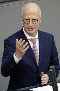 233. Sitzung des Deutschen Bundestages in Berlin