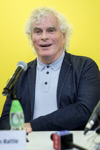 Pressekonferenz mit Simon Rattle in Hongkong
