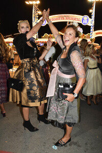 Almauftrieb beim Oktoberfest 2025 in München