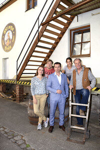 Settermin zum TV-Film 'Bierleichen. Ein Paschakrimi' in Haimhausen
